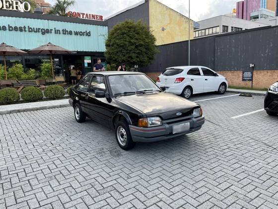 FORD ESCORT 1.0 HOBBY 8V GASOLINA 2P MANUAL